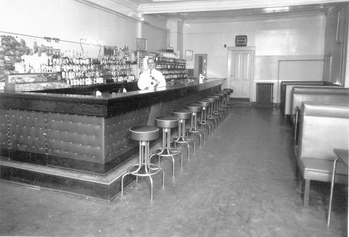 Hometown history: Milwaukee Bar, Restaurant and Hotel